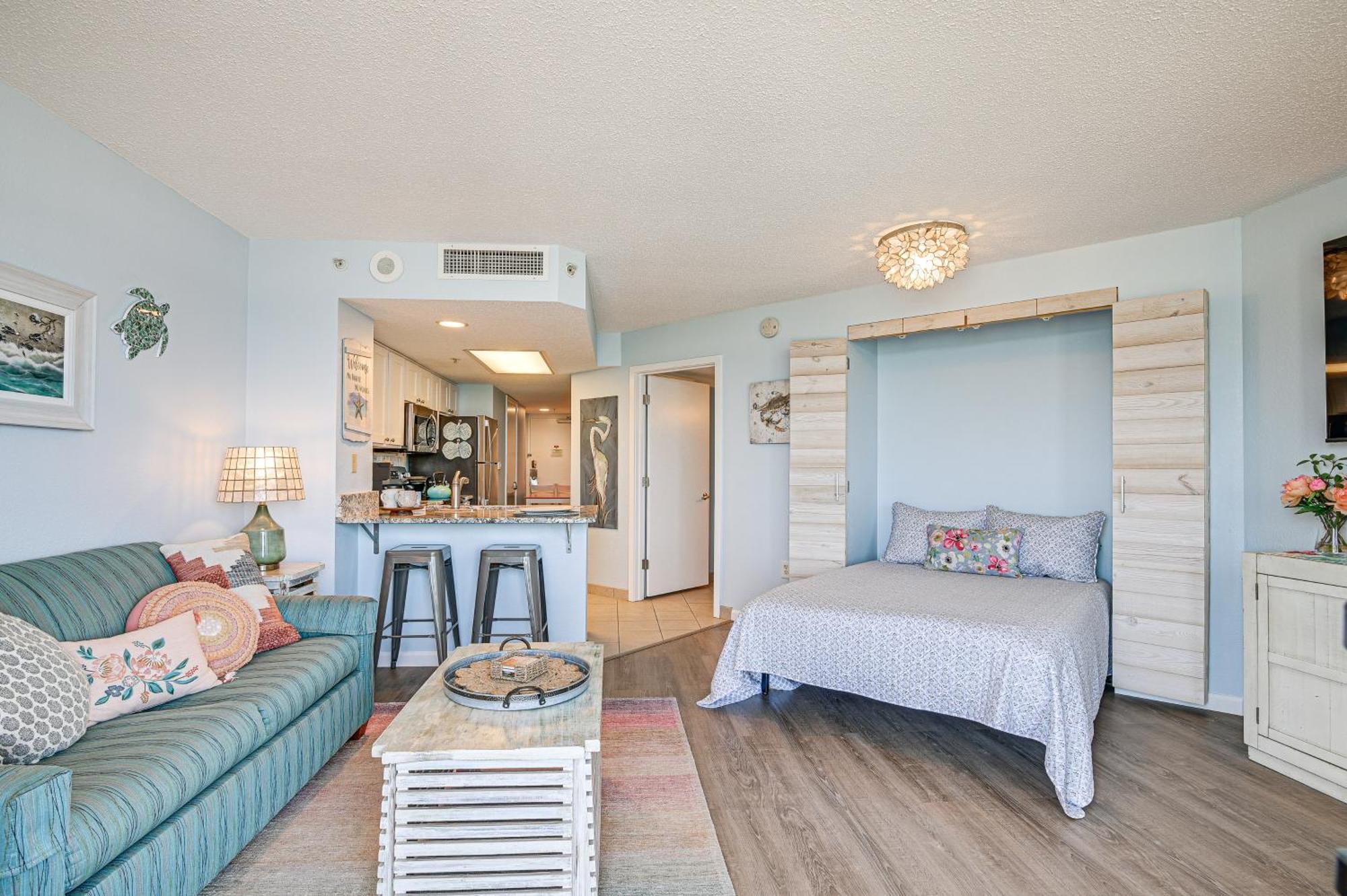 Beachy Condo With Pool Access And Steps To Boardwalk! 默特尔比奇 外观 照片