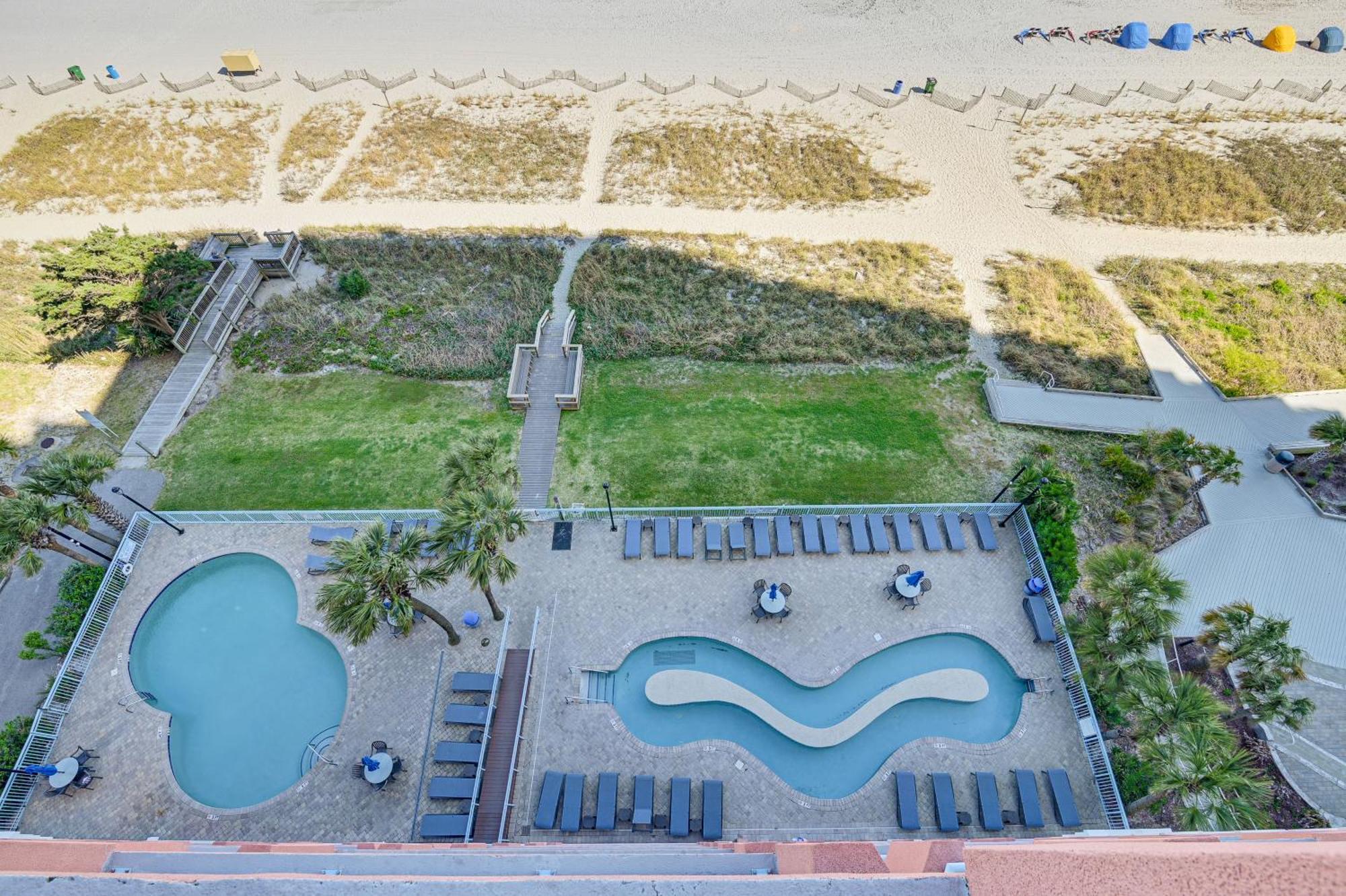 Beachy Condo With Pool Access And Steps To Boardwalk! 默特尔比奇 外观 照片